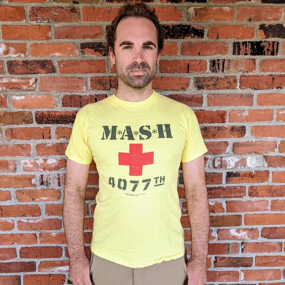 1981 vintage MASH t-shirt